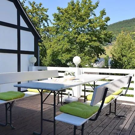 Holiday home Modern In Oberkirchen With Garden